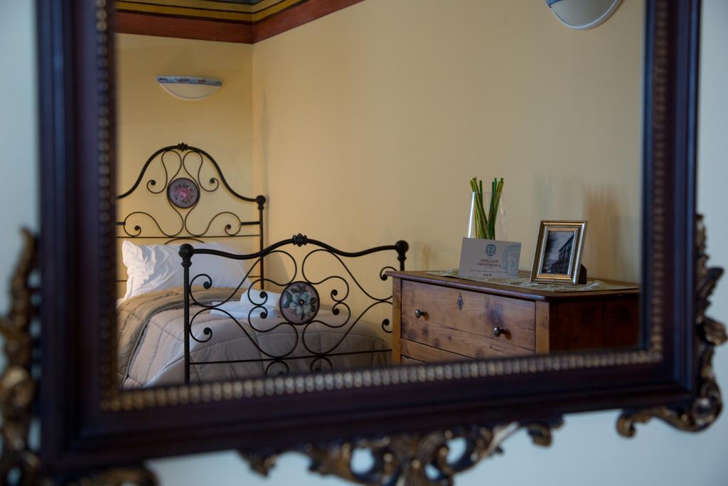 Palazzo Lauritano Hotel Аджерола Екстериор снимка