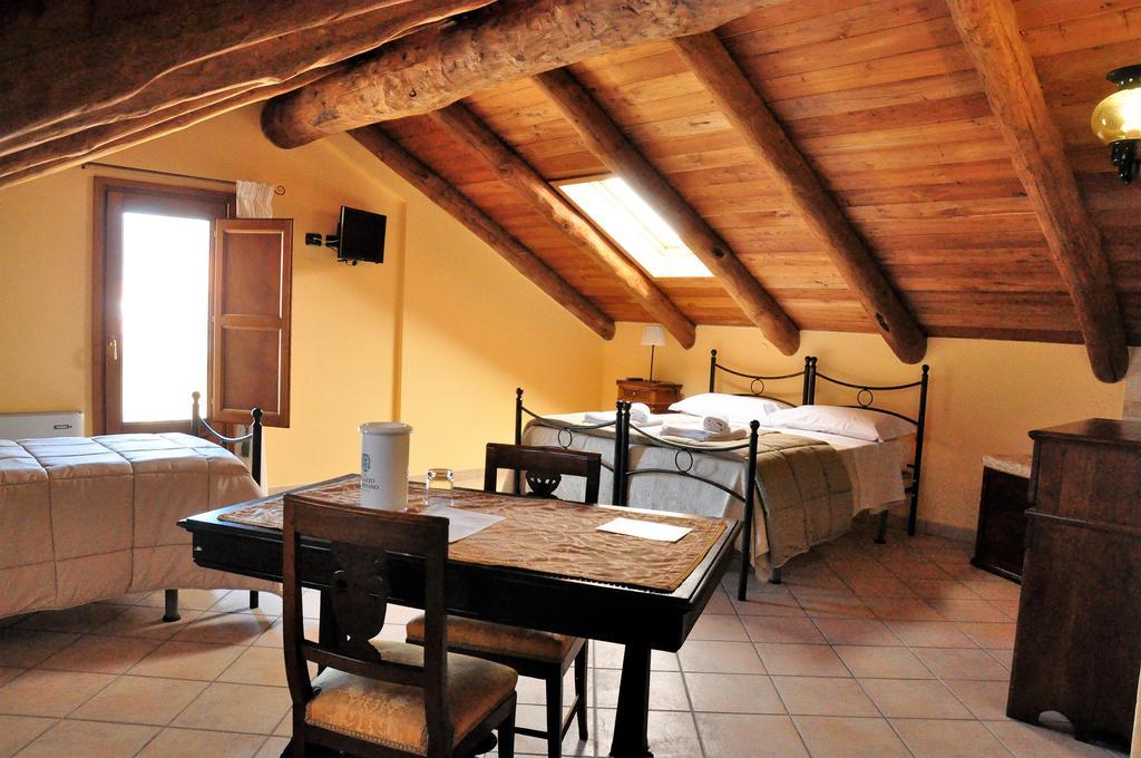 Palazzo Lauritano Hotel Аджерола Екстериор снимка