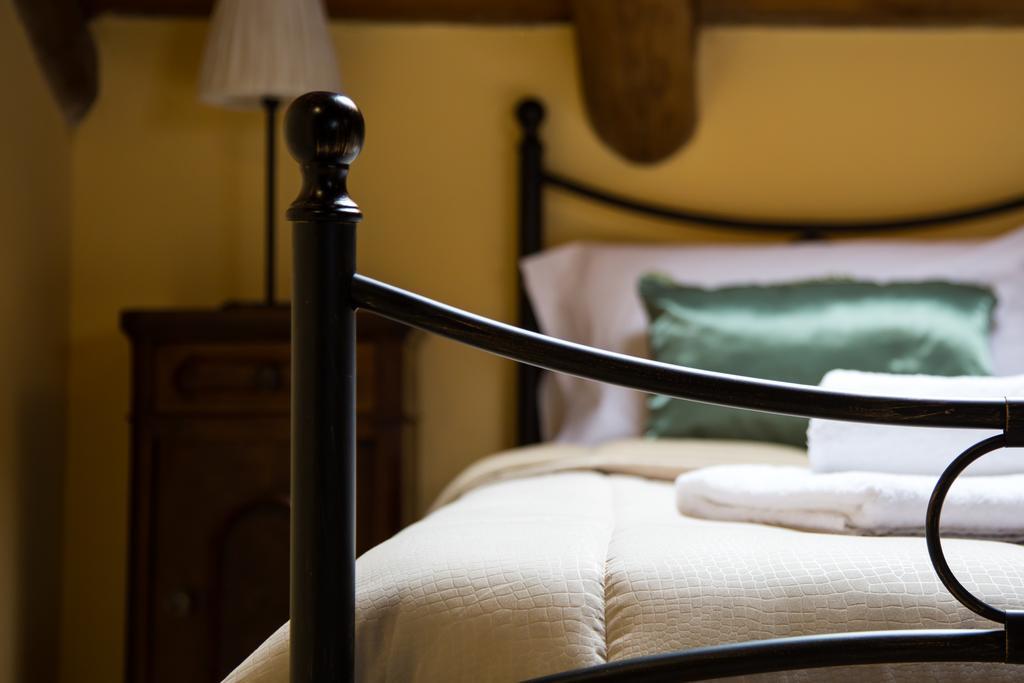 Palazzo Lauritano Hotel Аджерола Екстериор снимка