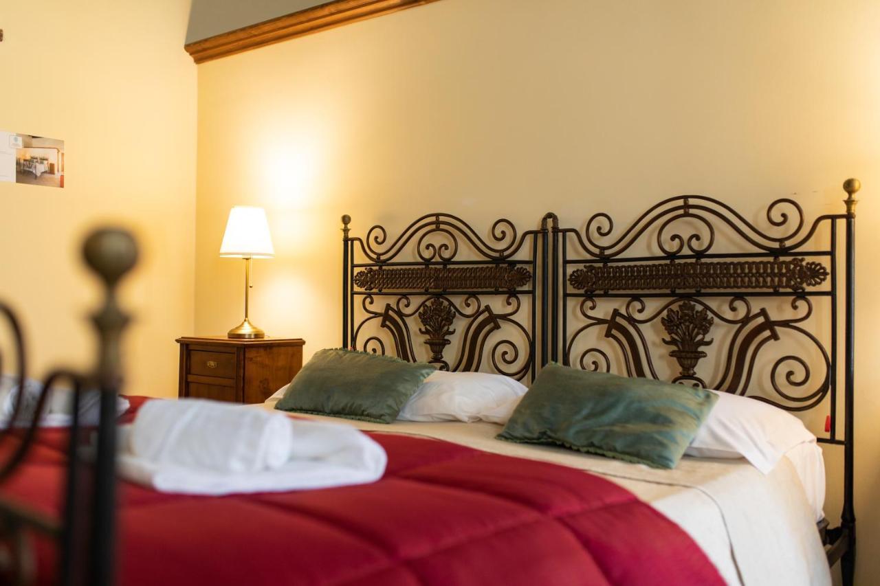 Palazzo Lauritano Hotel Аджерола Екстериор снимка