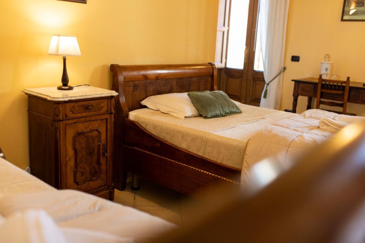 Palazzo Lauritano Hotel Аджерола Екстериор снимка
