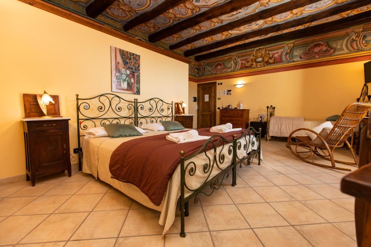 Palazzo Lauritano Hotel Аджерола Екстериор снимка