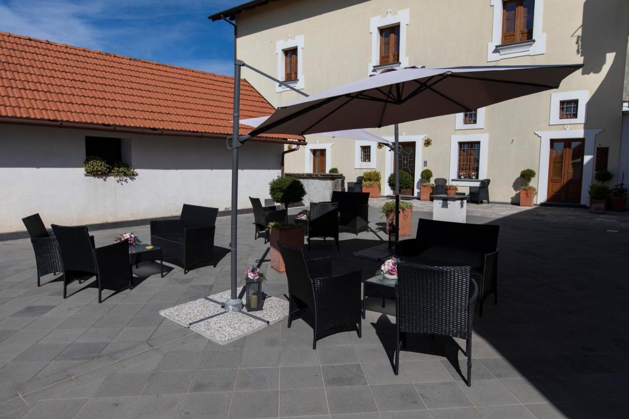 Palazzo Lauritano Hotel Аджерола Екстериор снимка