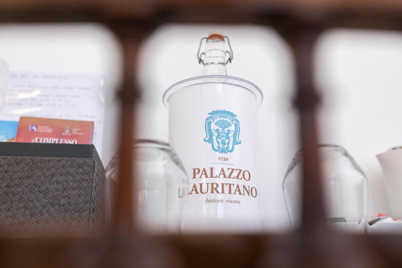 Palazzo Lauritano Hotel Аджерола Екстериор снимка