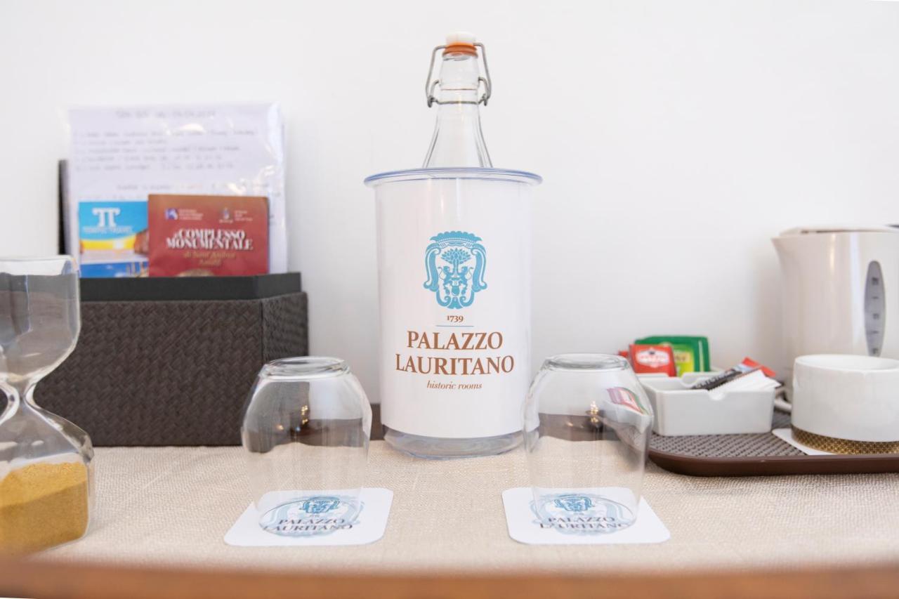 Palazzo Lauritano Hotel Аджерола Екстериор снимка